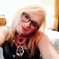 HannahMcLee's Avatar Photo