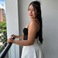 LunaRose31's Profile Pic