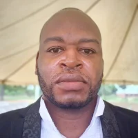 Charmerbos Φωτ, Προφίλ