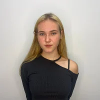 VivianMooree's Profile Pic