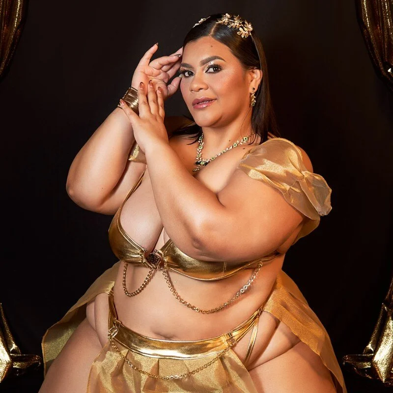 SelennaCooper Stripchat profile image