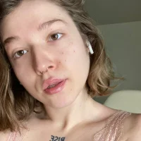 onlyeevie's Avatar Pic