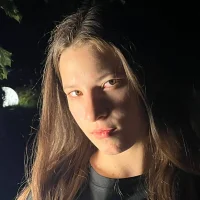 VeronaFare's Avatar Pic