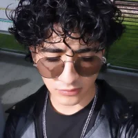ElliotNoir