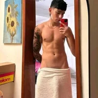 riley_reiid1's Offline Chat Room