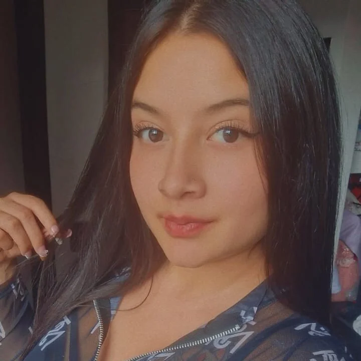 camila_robira