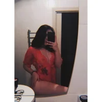 Renae_tom's Avatar Photo