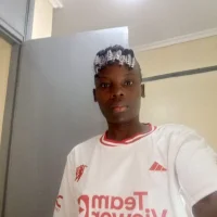 Prettyagy1's Profile Pic