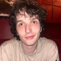 theguyfromstrangerthings' Avatar Pic