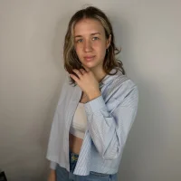 Foto do perfil de RowenaBrucker