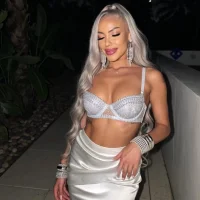 Bailey_Rush Adlı Modelin Avatarı