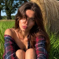 Slika avatara modela BilliRayne
