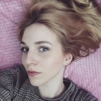 VivAdorMe's Profile Pic