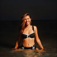 EmelyGlory's Avatar Pic