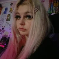 Pink_Sweetie's Profile Pic