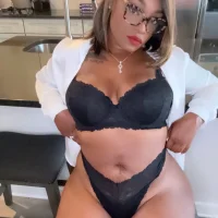 AmeenaJayde's Profile Pic