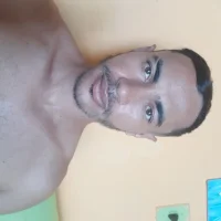gival32's Profile Pic
