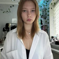 Elizabellee's Avatar Pic