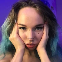 scarletty62's Avatar Photo