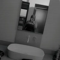 Momo405's Profile Pic