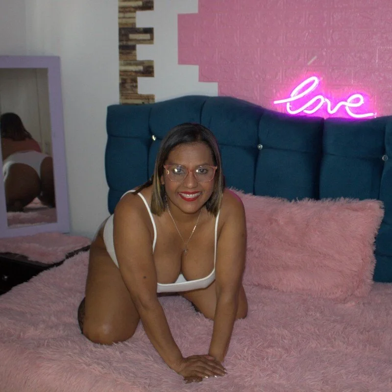 elizabeth_mature23