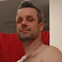 4_fox_sakes' Avatar Pic