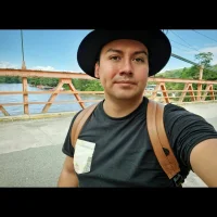 Sandroand's Profile Pic