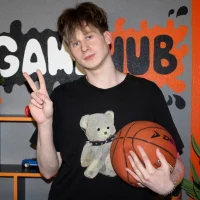 Awatar – ScottPierce