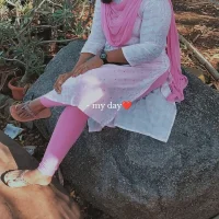 nisha_nisha786's Profile Pic