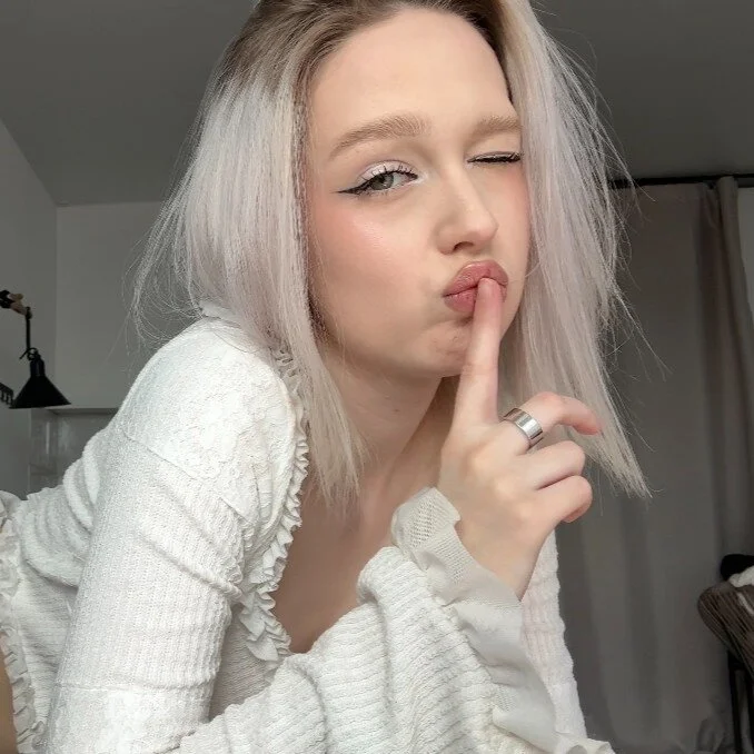 alicewonderyou profile photo