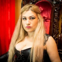 รูปโปรไฟล์ของ TanishaGoddess