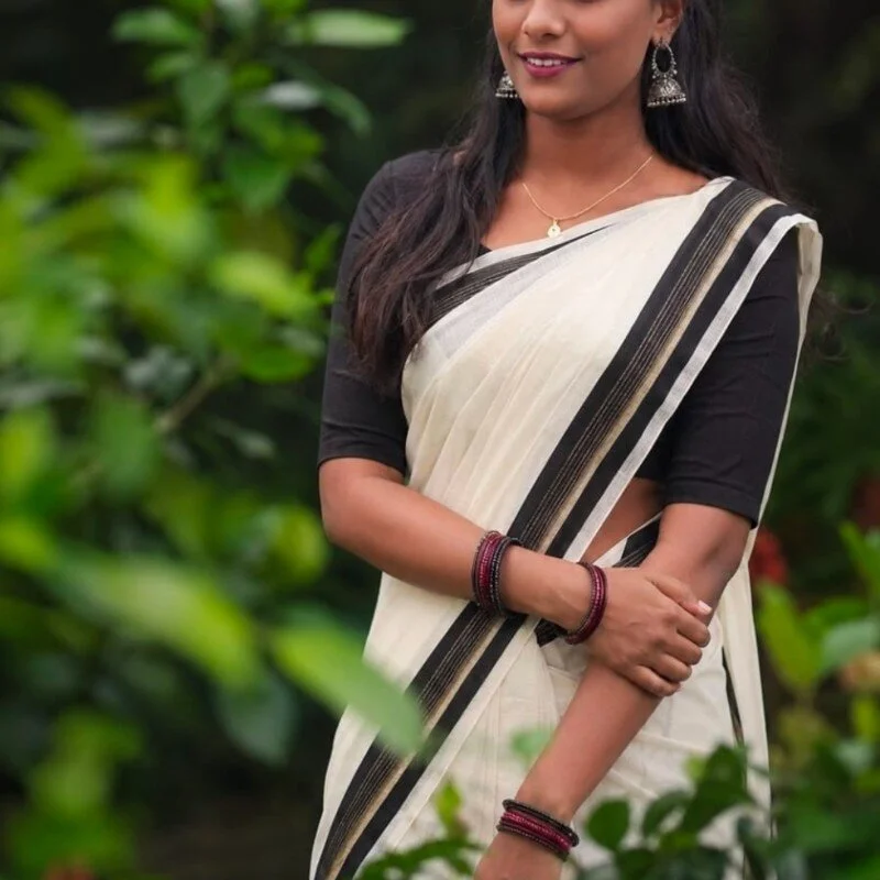 pavi_pavikutty profile photo