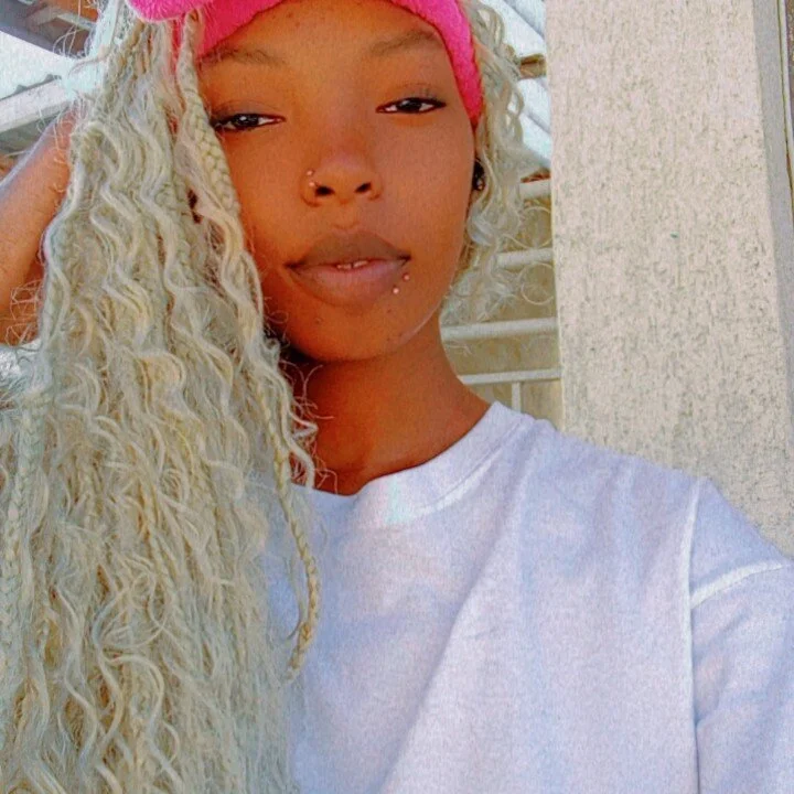 cherry-23 profile photo