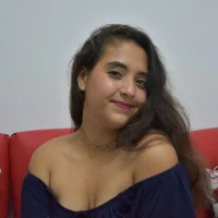 MilaRoyer Φωτ, Προφίλ