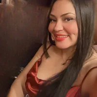 Niccoly's Profile Pic