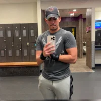 papichulo102099's Avatar Pic