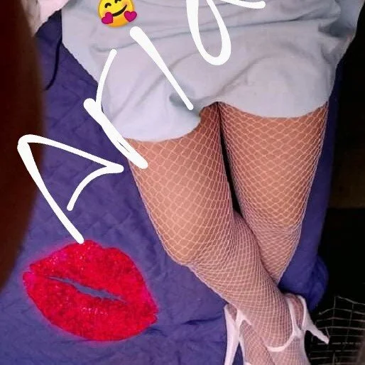 arianagrande95 profile photo