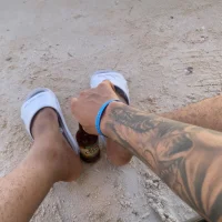 MrDick1201's Profile Pic