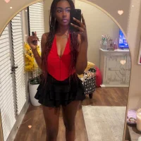 lovellyhunns's Profile Pic