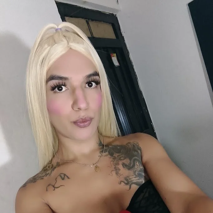 licy_blonde_hot Stripchat profile image