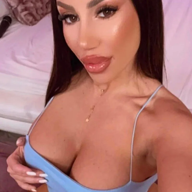 CataleyaBennett