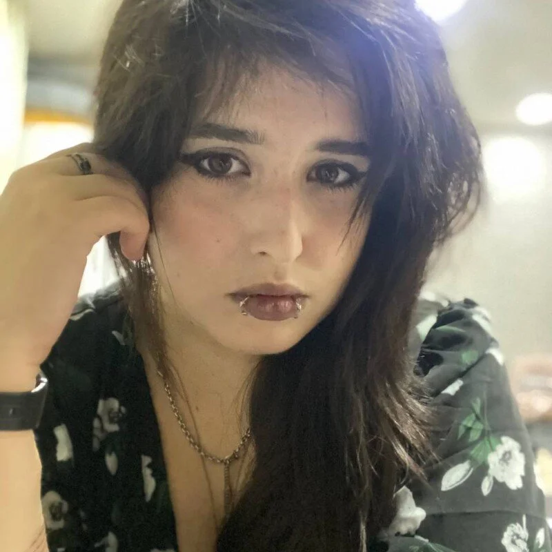 elisdacherry profile photo