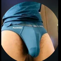 Gigolo_mumbai_9Inch400