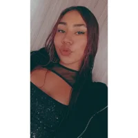 hellenredcs's Profile Pic