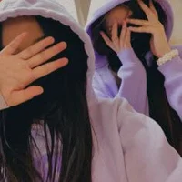 Twin_Temptation