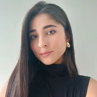 LalaKing23's Profile Pic