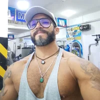 albertomeltron's Profile Pic