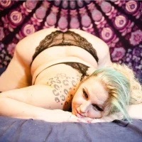 Flamingdesire2's Profile Pic