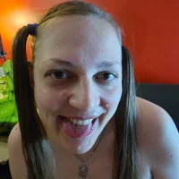 Linsatiable webcam