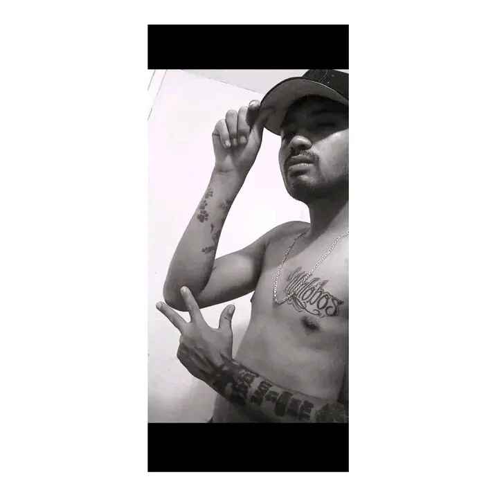 derickclb50 profile photo